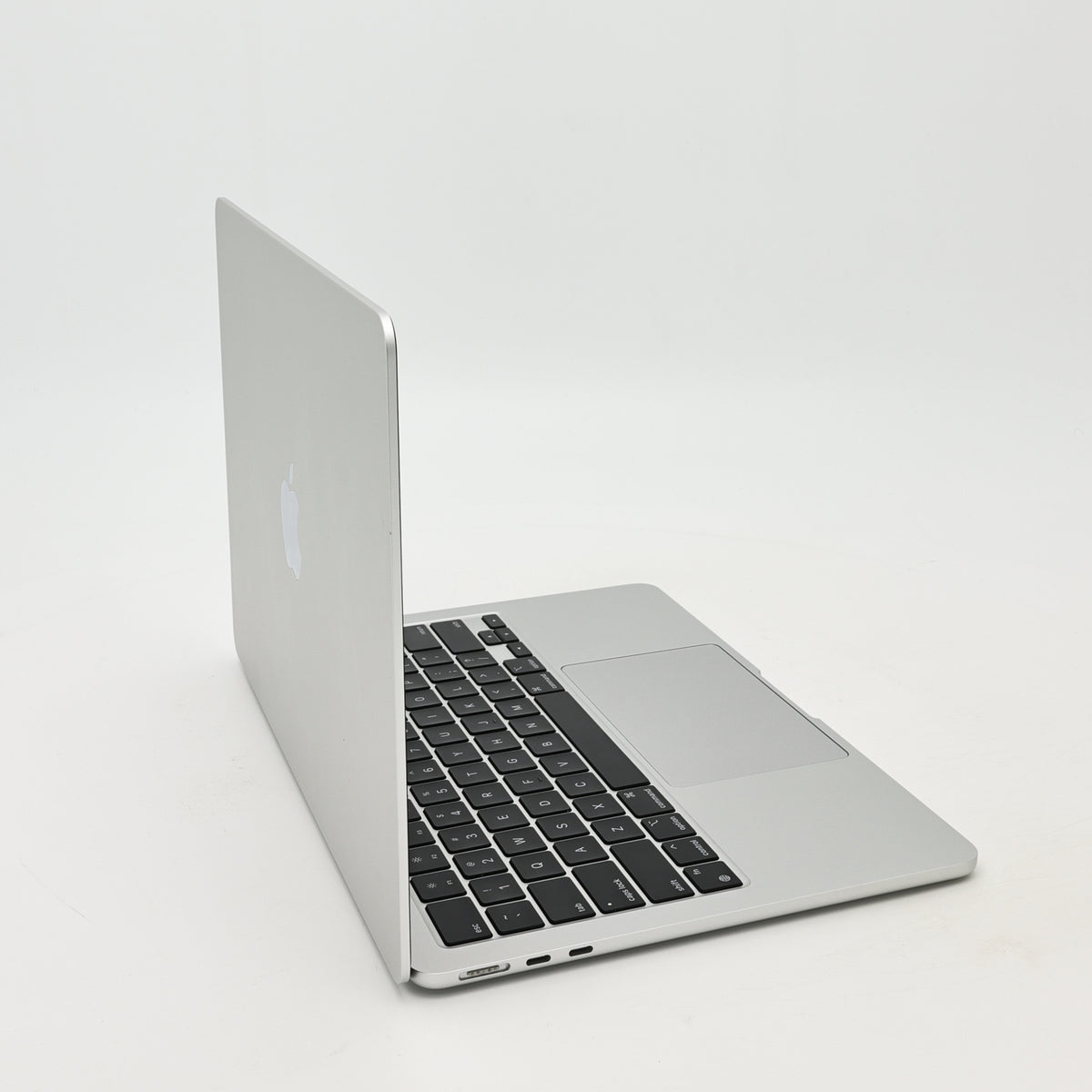 99新 Apple MacBook Air 22年 13寸 M2（8+10核） 8G RAM 512G SSD 銀色