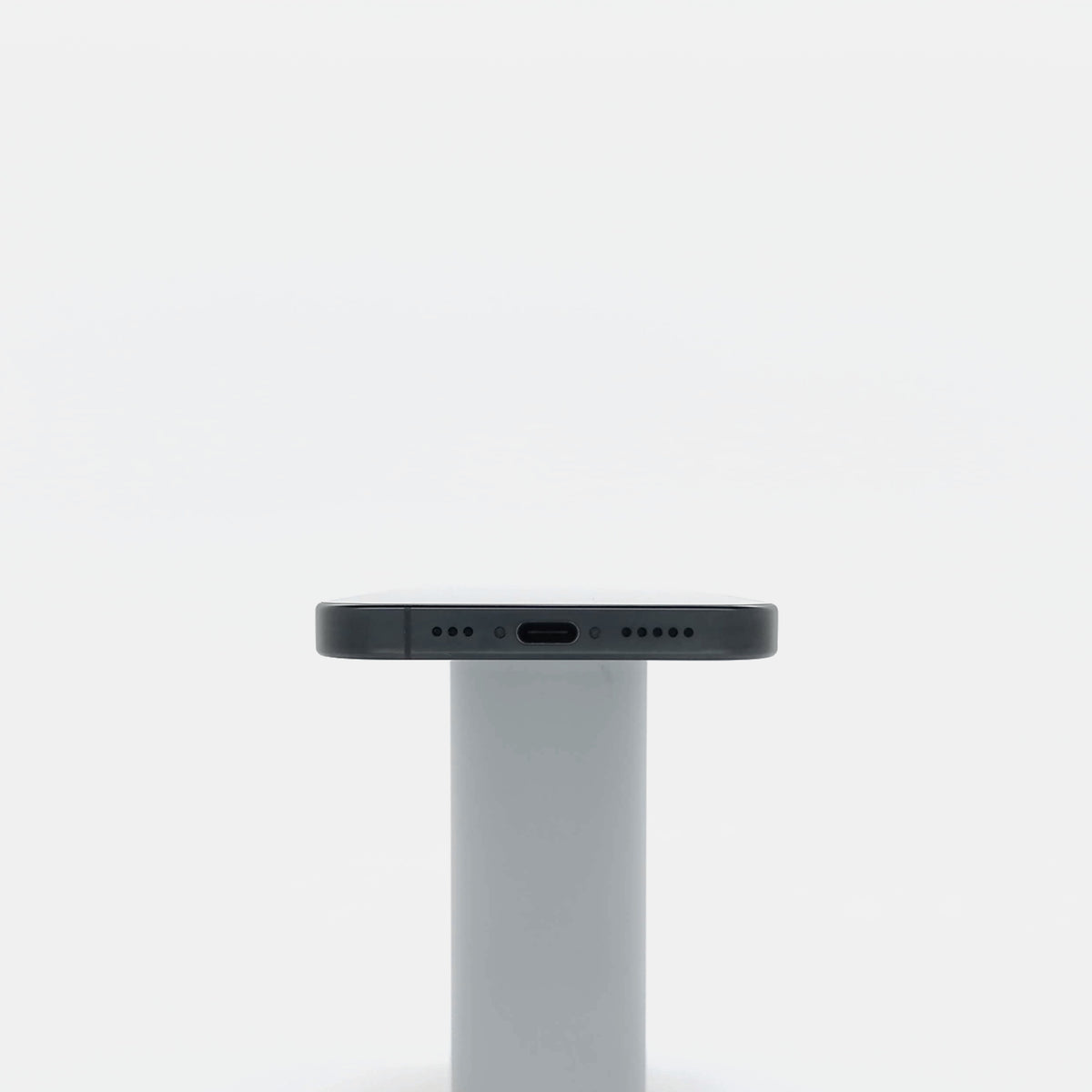 95新 Apple iPhone 16 Pro 128G 黑色鈦金屬 中國大陸版