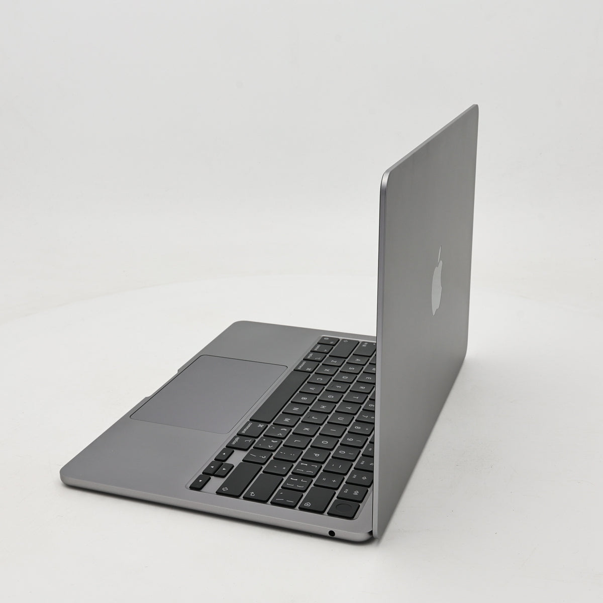 95新 Apple MacBook Air 22年 13寸 M2（8+8核） 8G RAM 512G SSD 深空灰色