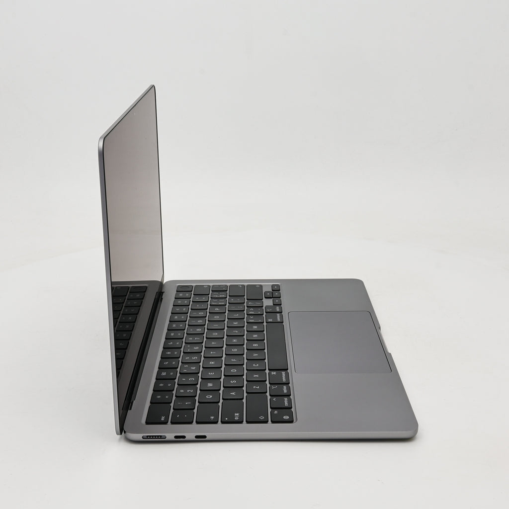 95新 Apple MacBook Air 22年 13寸 M2（8+8核） 8G RAM 512G SSD 深空灰色