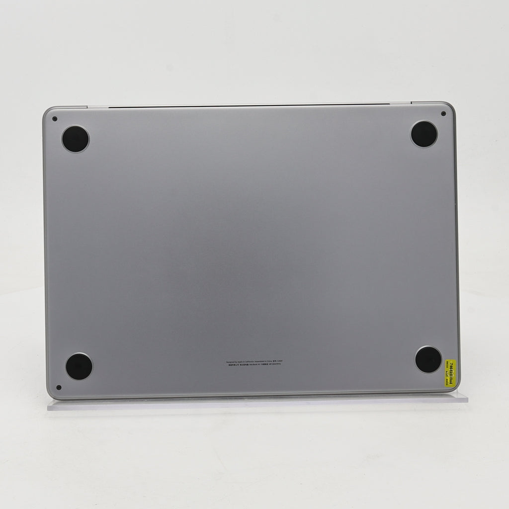 95新 Apple MacBook Air 22年 13寸 M2（8+8核） 8G RAM 512G SSD 深空灰色