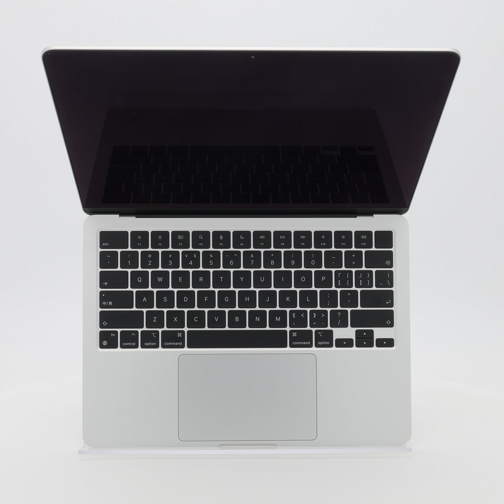 95新 Apple MacBook Air 22年 13寸 M2（8+8核） 8G RAM 256G SSD 銀色