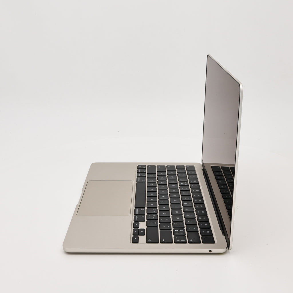 95新 Apple MacBook Air 22年 13寸 M2（8+10核） 8G RAM 512G SSD 星光色