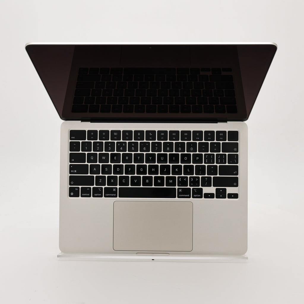 95新 Apple MacBook Air 22年 13寸 M2（8+10核） 8G RAM 512G SSD 星光色