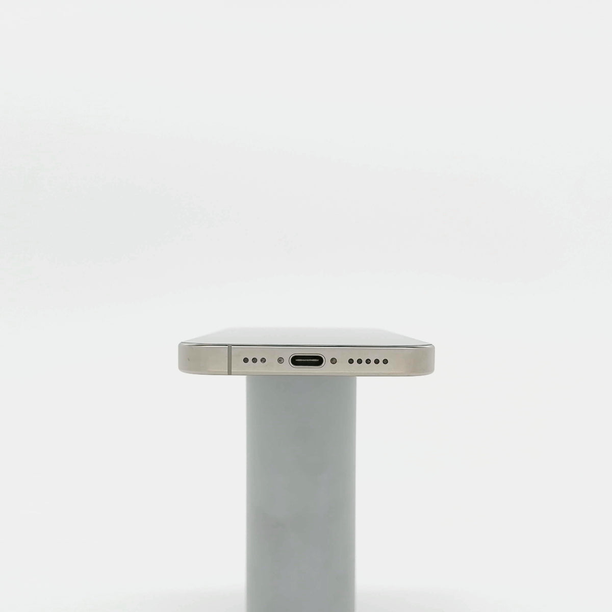 95新 Apple iPhone 16 Pro 128G 原色鈦金屬 中國大陸版