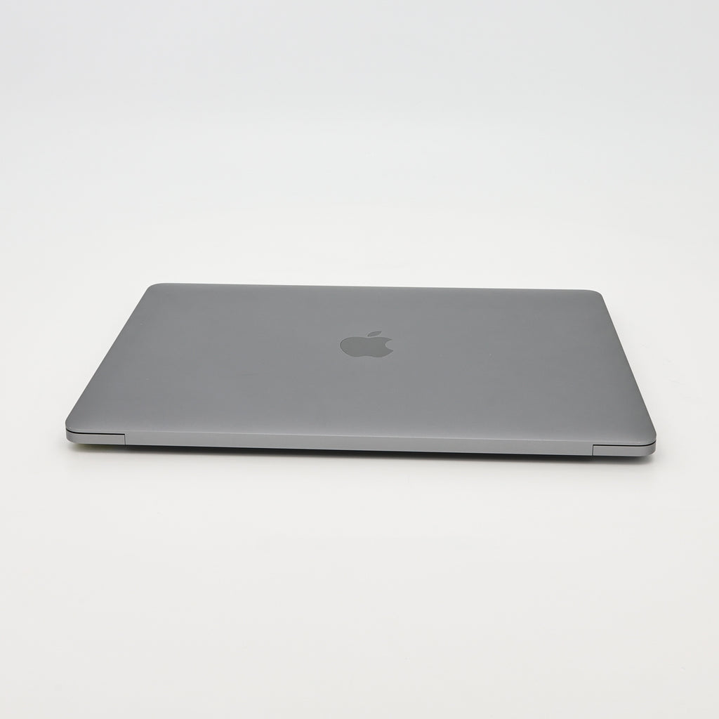 95新 Apple MacBook Pro 22年 13寸 M2（8+10核） 8G RAM 512G SSD 深空灰色