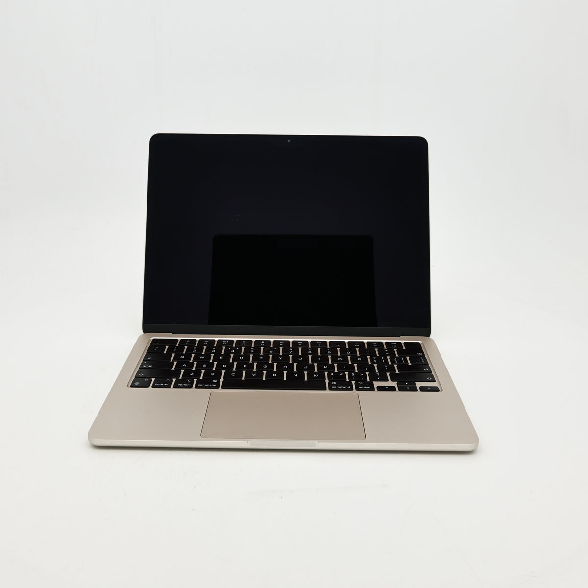 95新 Apple MacBook Air 22年 13寸 M2（8+8核） 16G RAM 256G SSD 星光色