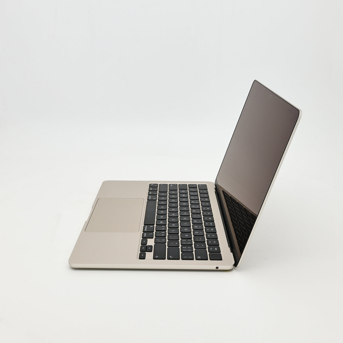 95新 Apple MacBook Air 22年 13寸 M2（8+8核） 16G RAM 256G SSD 星光色