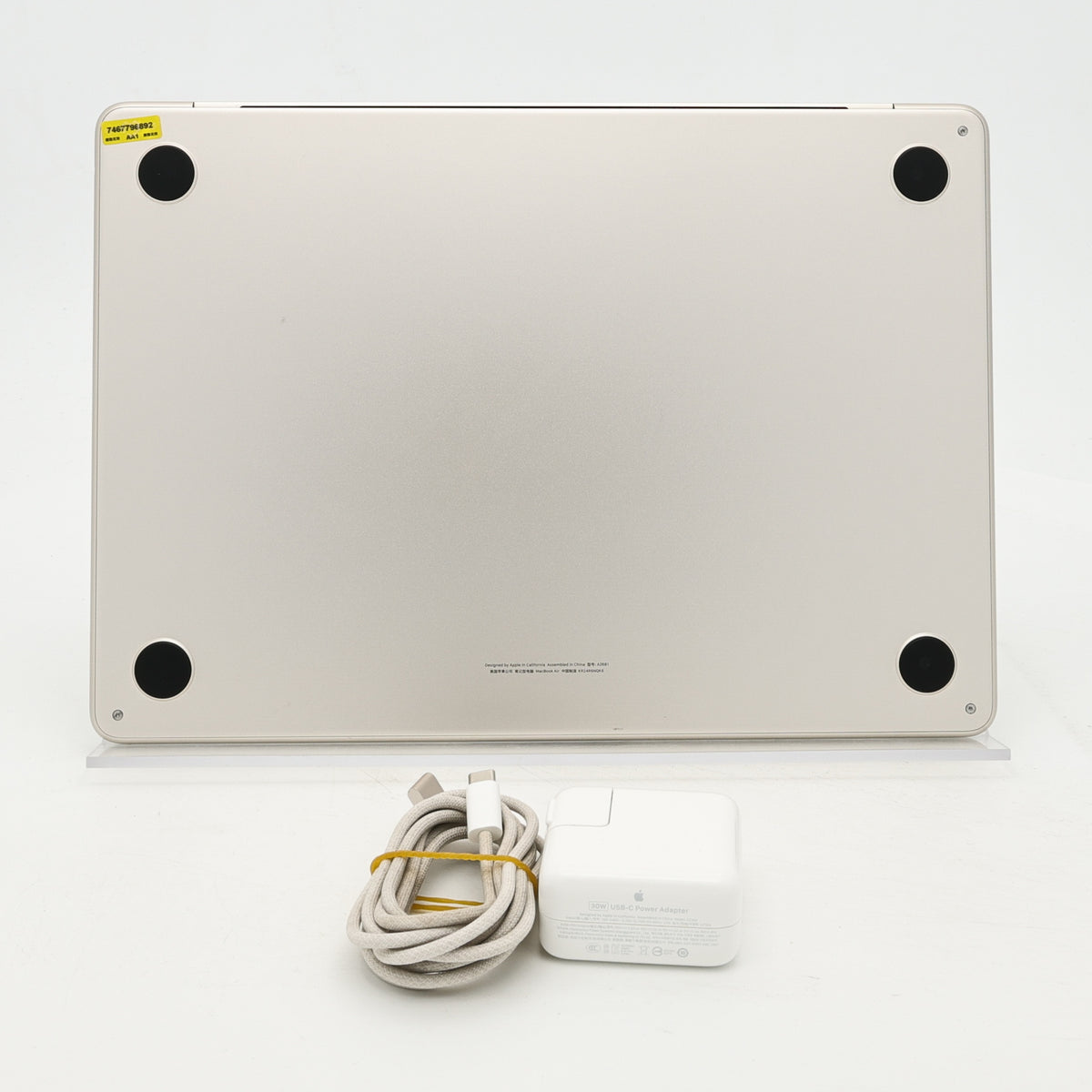95新 Apple MacBook Air 22年 13寸 M2（8+8核） 16G RAM 256G SSD 星光色