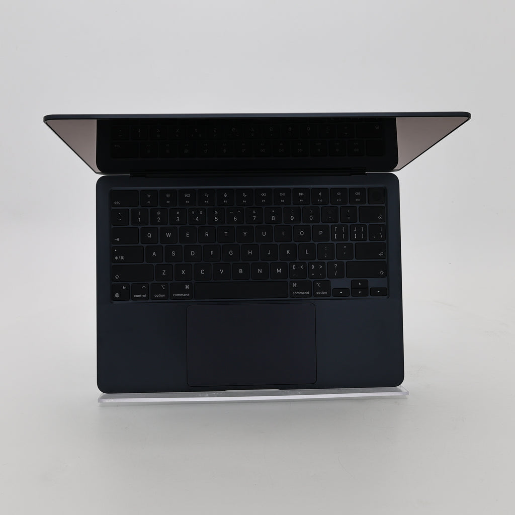 95新 Apple MacBook Air 22年 13寸 M2（8+8核） 8G RAM 256G SSD 午夜色