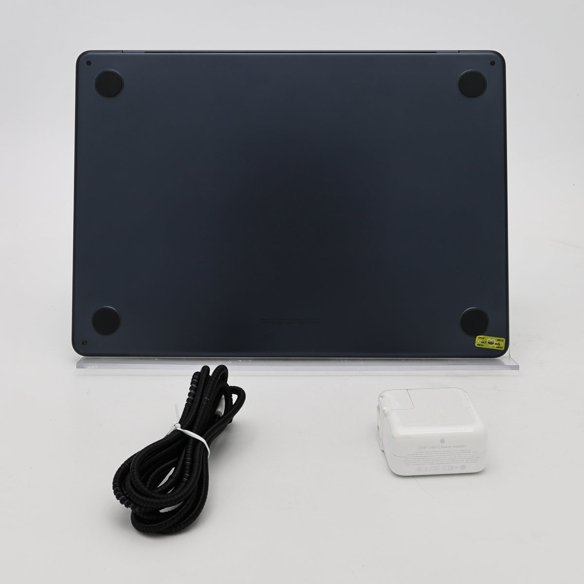95新 Apple MacBook Air 22年 13寸 M2（8+8核） 8G RAM 256G SSD 午夜色