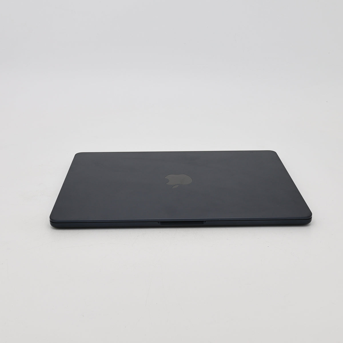 95新 Apple MacBook Air 22年 13寸 M2（8+8核） 8G RAM 256G SSD 午夜色