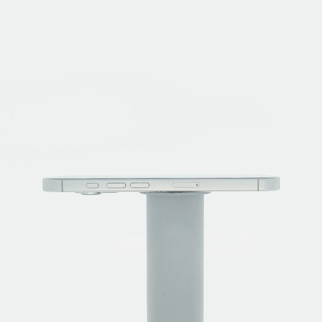 95新 Apple iPhone 16 Pro 128G 白色鈦金屬 中國大陸版