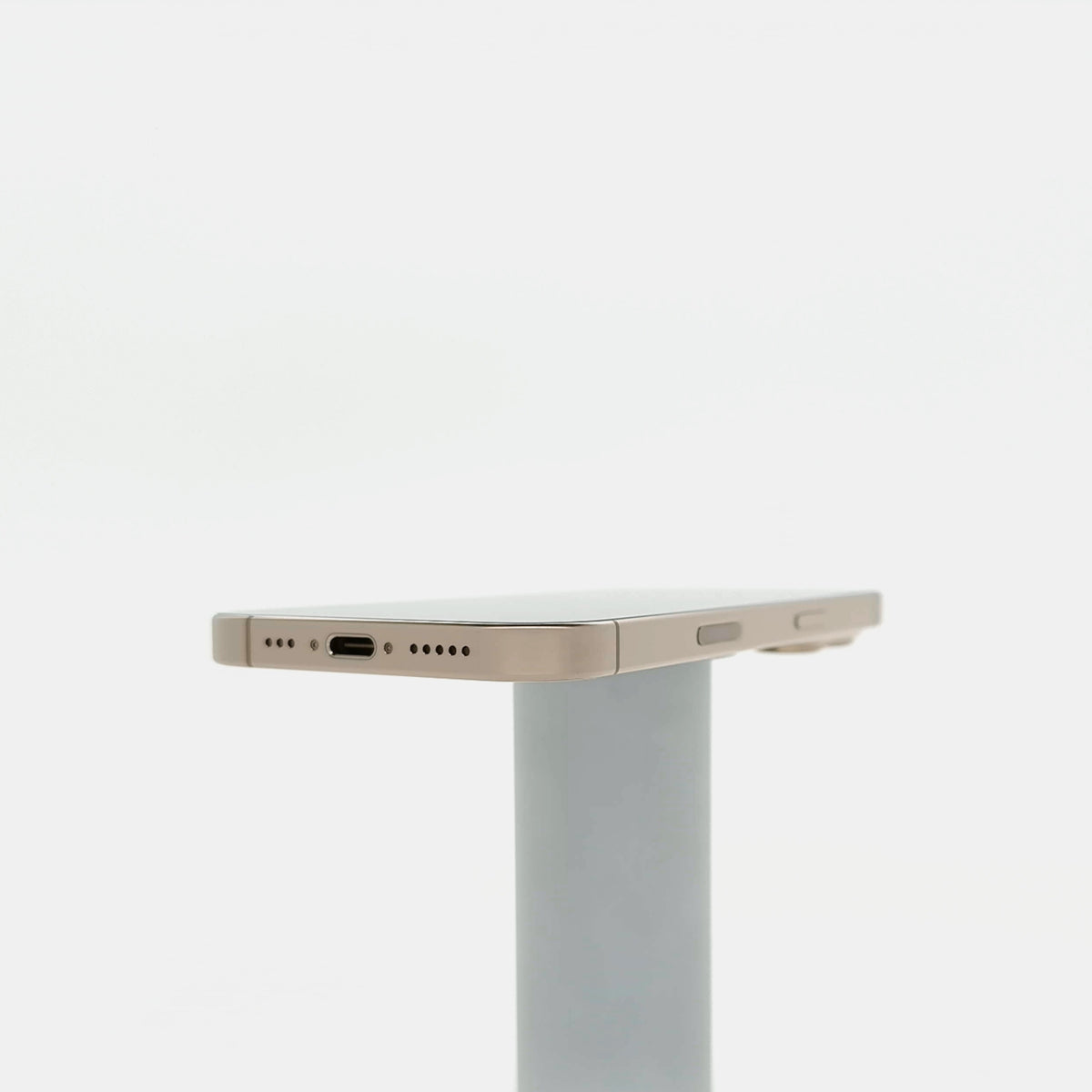 99新 Apple iPhone 16 Pro 128G 沙漠色鈦金屬 中國大陸版