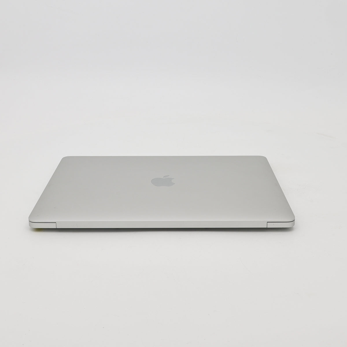 95新 Apple MacBook Air 20年 13寸 i5 1.1G 8G RAM 256G SSD 銀色