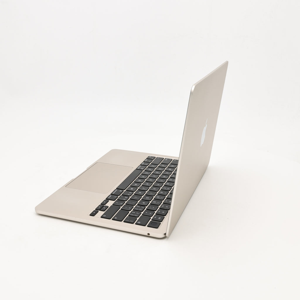 95新 Apple MacBook Air 22年 13寸 M2（8+8核） 8G RAM 256G SSD 星光色