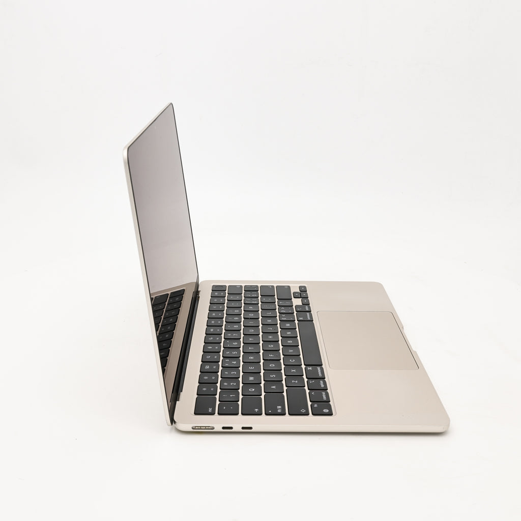 95新 Apple MacBook Air 22年 13寸 M2（8+8核） 8G RAM 256G SSD 星光色