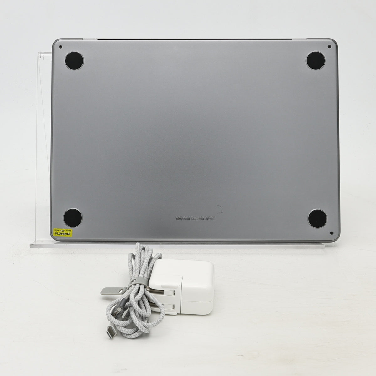 95新 Apple MacBook Air 22年 13寸 M2（8+8核） 8G RAM 256G SSD 深空灰色