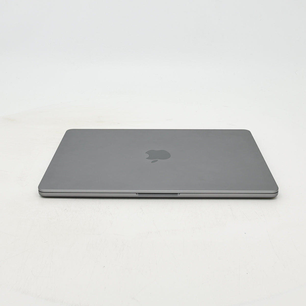 95新 Apple MacBook Air 22年 13寸 M2（8+8核） 8G RAM 256G SSD 深空灰色