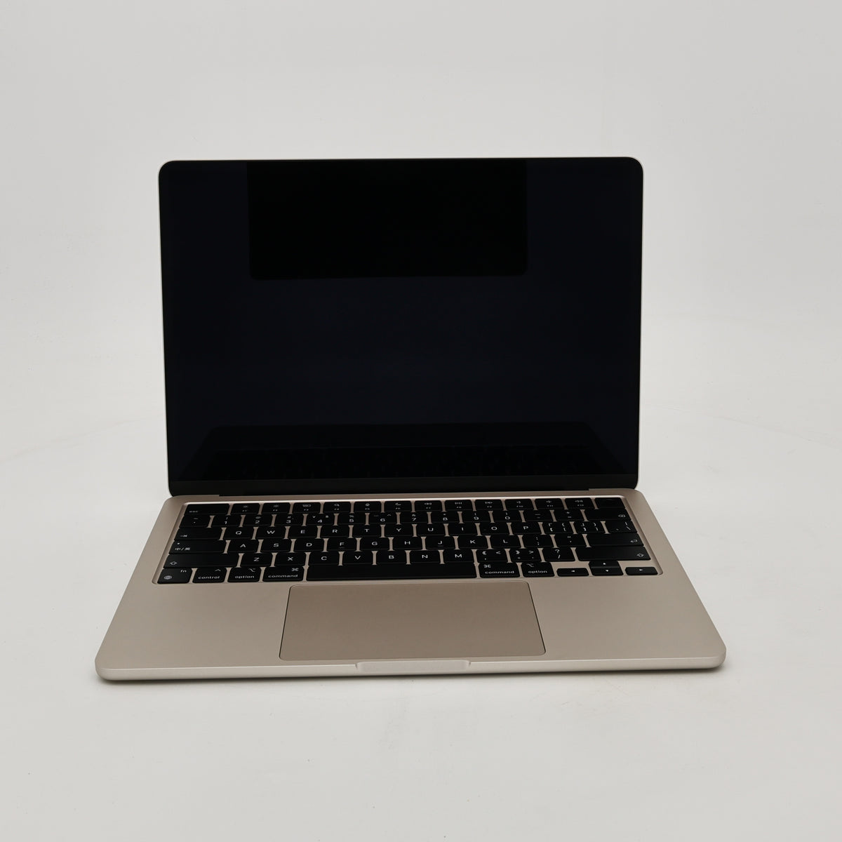 95新 Apple MacBook Air 22年 13寸 M2（8+8核） 8G RAM 256G SSD 星光色