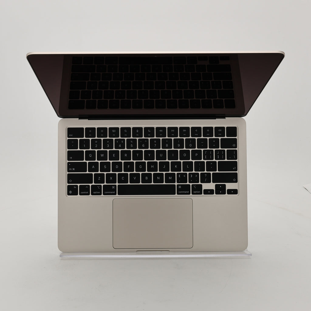95新 Apple MacBook Air 22年 13寸 M2（8+8核） 8G RAM 256G SSD 星光色