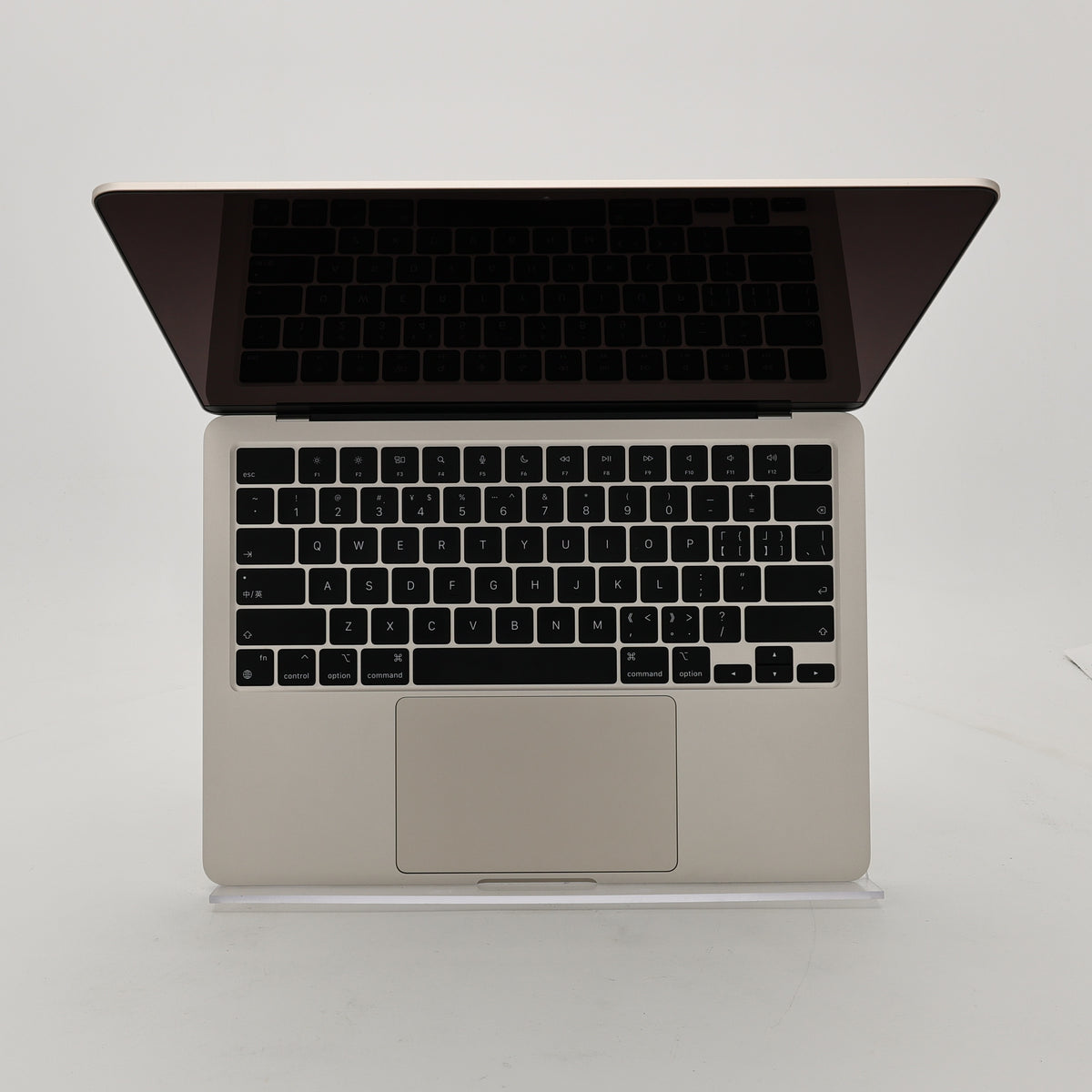 95新 Apple MacBook Air 22年 13寸 M2（8+8核） 8G RAM 256G SSD 星光色