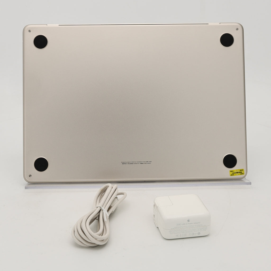 95新 Apple MacBook Air 22年 13寸 M2（8+8核） 8G RAM 256G SSD 星光色