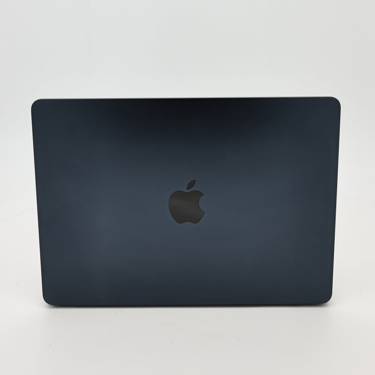 95新 Apple MacBook Air 22年 13寸 M2（8+8核） 16G RAM 256G SSD 午夜色