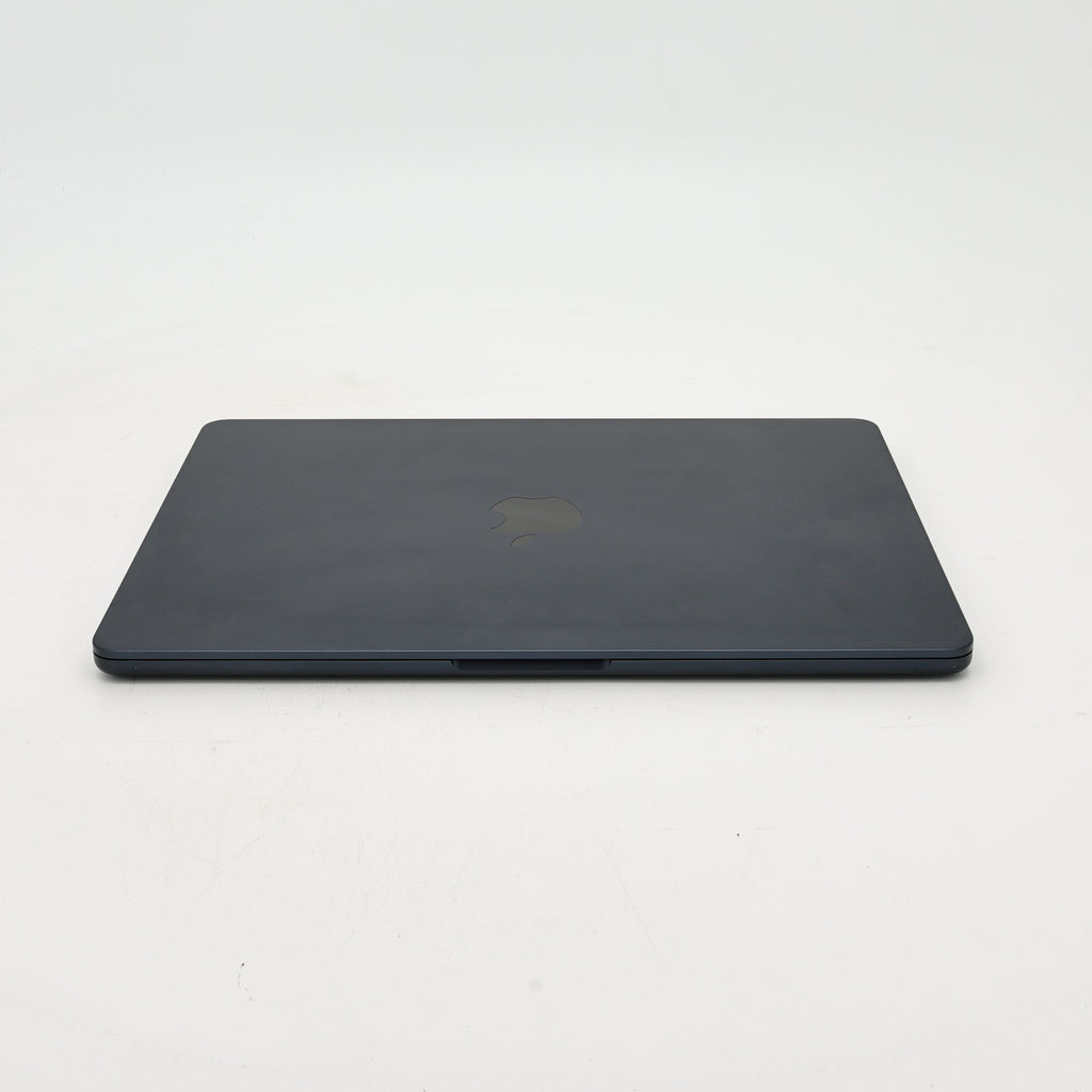 95新 Apple MacBook Air 22年 13寸 M2（8+8核） 16G RAM 256G SSD 午夜色