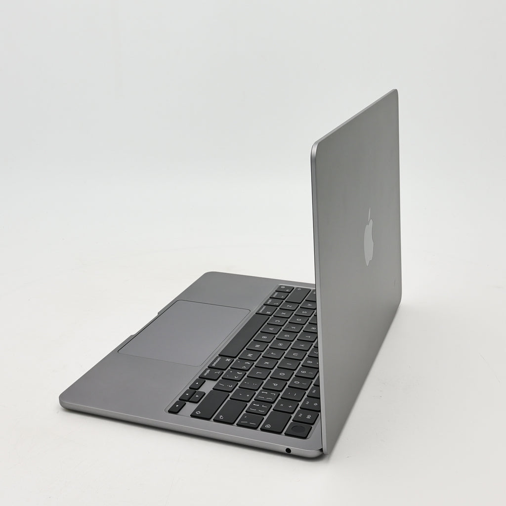 95新 Apple MacBook Air 22年 13寸 M2（8+8核） 8G RAM 256G SSD 深空灰色
