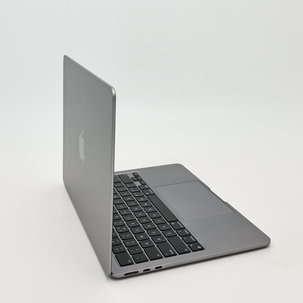 95新 Apple MacBook Air 22年 13寸 M2（8+8核） 8G RAM 256G SSD 深空灰色