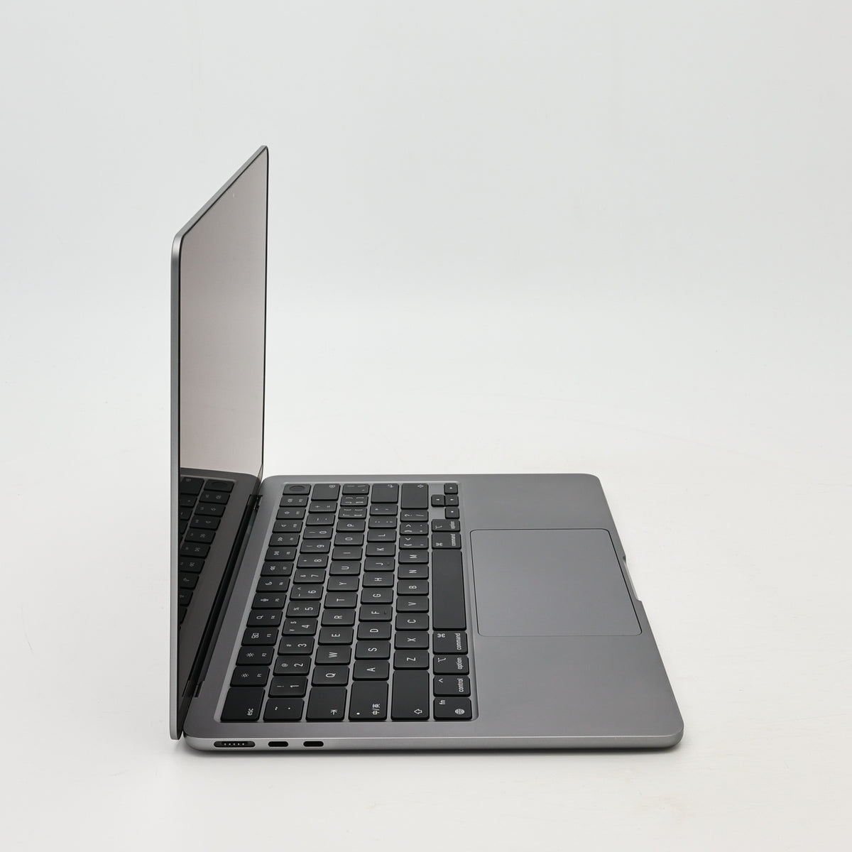 95新 Apple MacBook Air 22年 13寸 M2（8+8核） 8G RAM 256G SSD 深空灰色