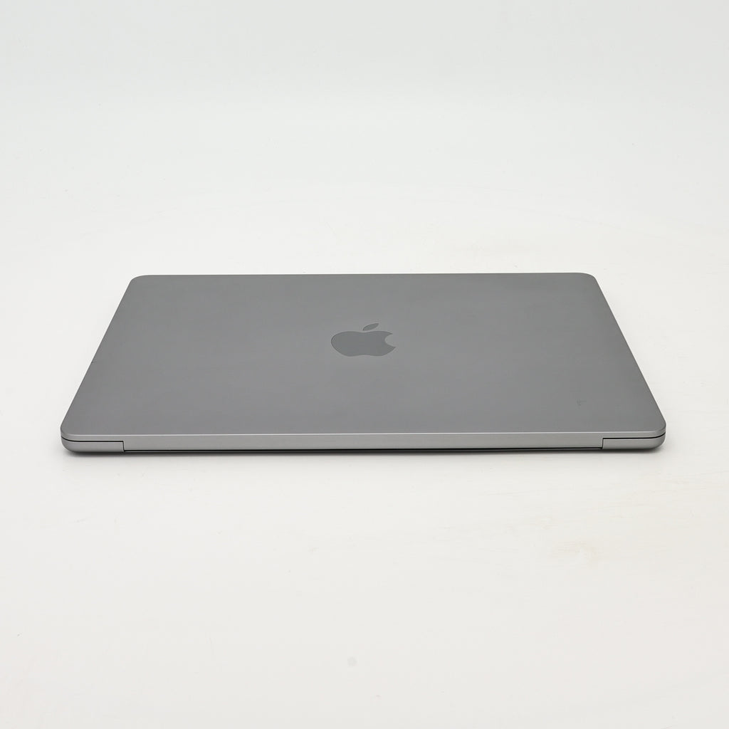 95新 Apple MacBook Air 22年 13寸 M2（8+8核） 8G RAM 256G SSD 深空灰色