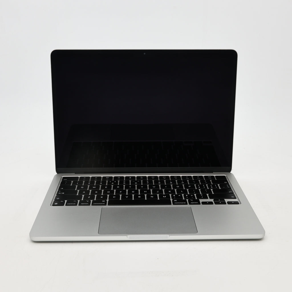 95新 Apple MacBook Air 22年 13寸 M2（8+8核） 8G RAM 256G SSD 銀色