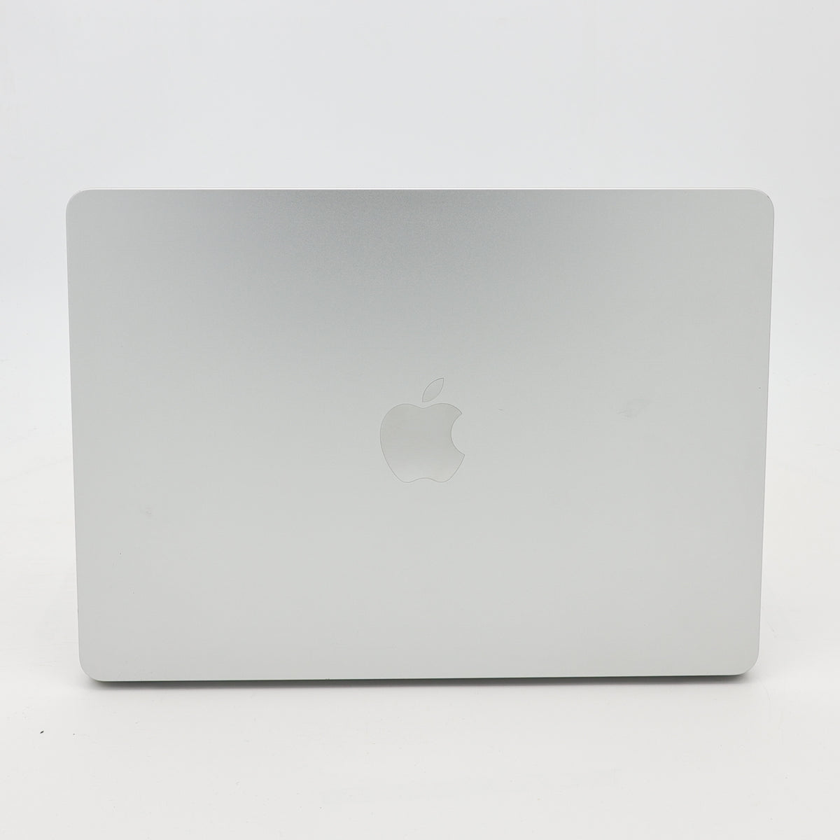 95新 Apple MacBook Air 22年 13寸 M2（8+8核） 8G RAM 256G SSD 銀色