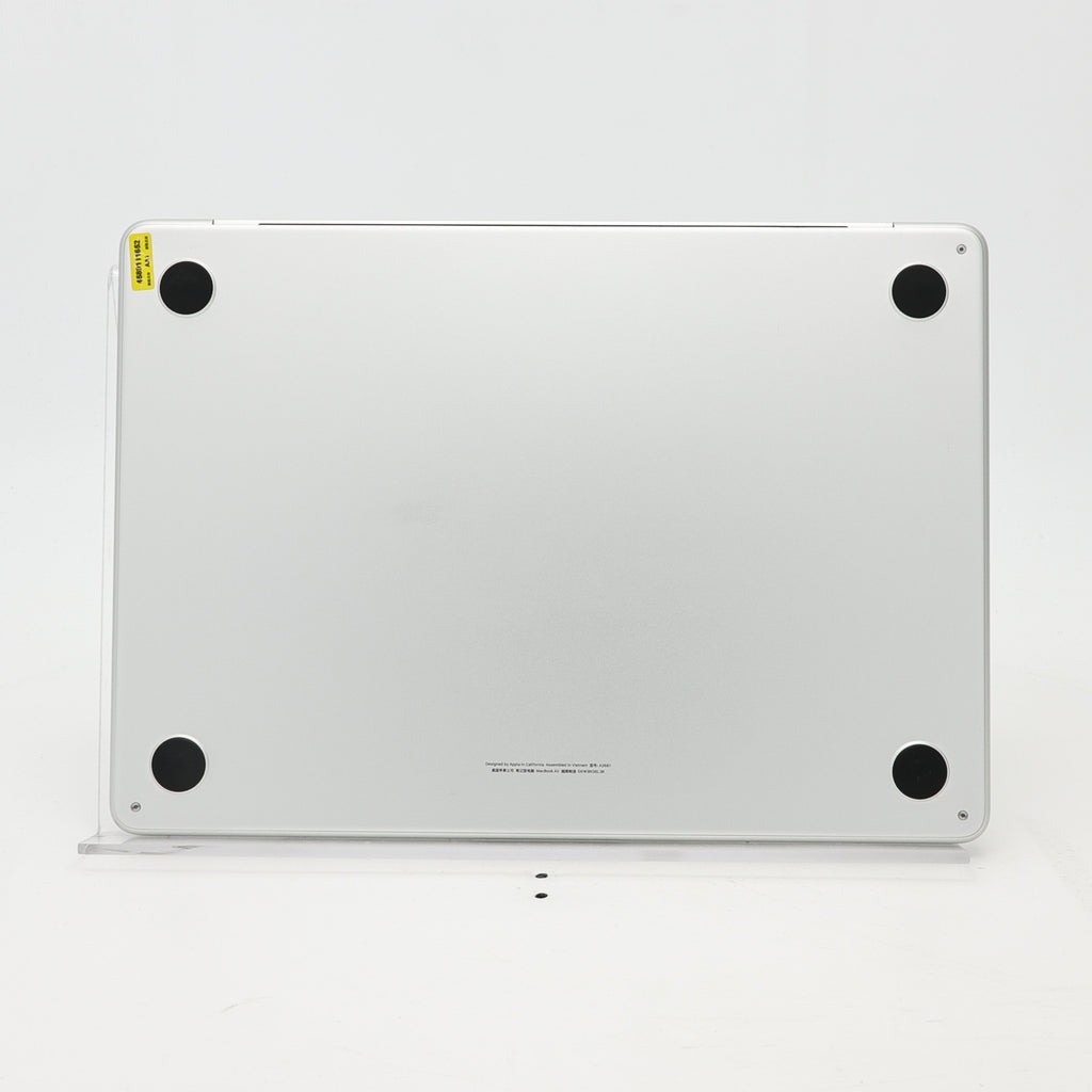 95新 Apple MacBook Air 22年 13寸 M2（8+8核） 8G RAM 256G SSD 銀色
