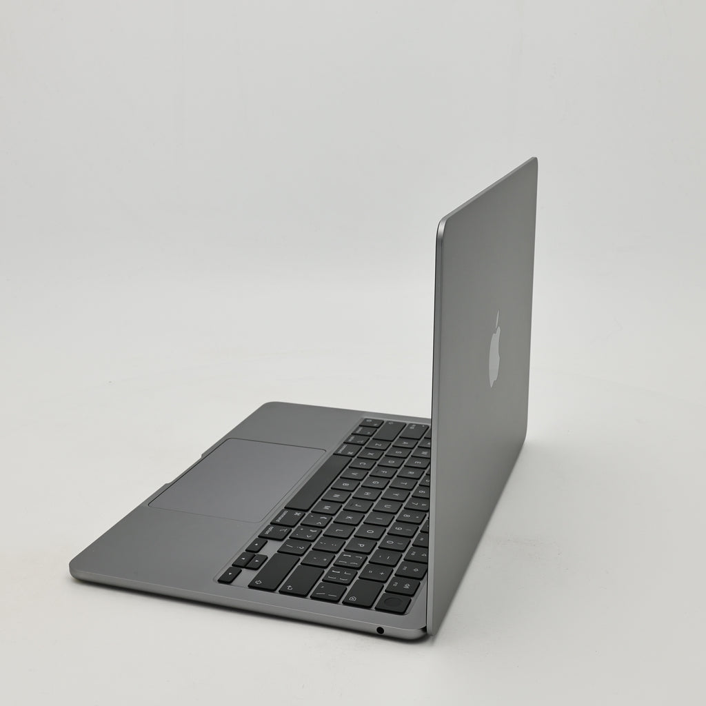 95新 Apple MacBook Air 22年 13寸 M2（8+8核） 8G RAM 256G SSD 深空灰色