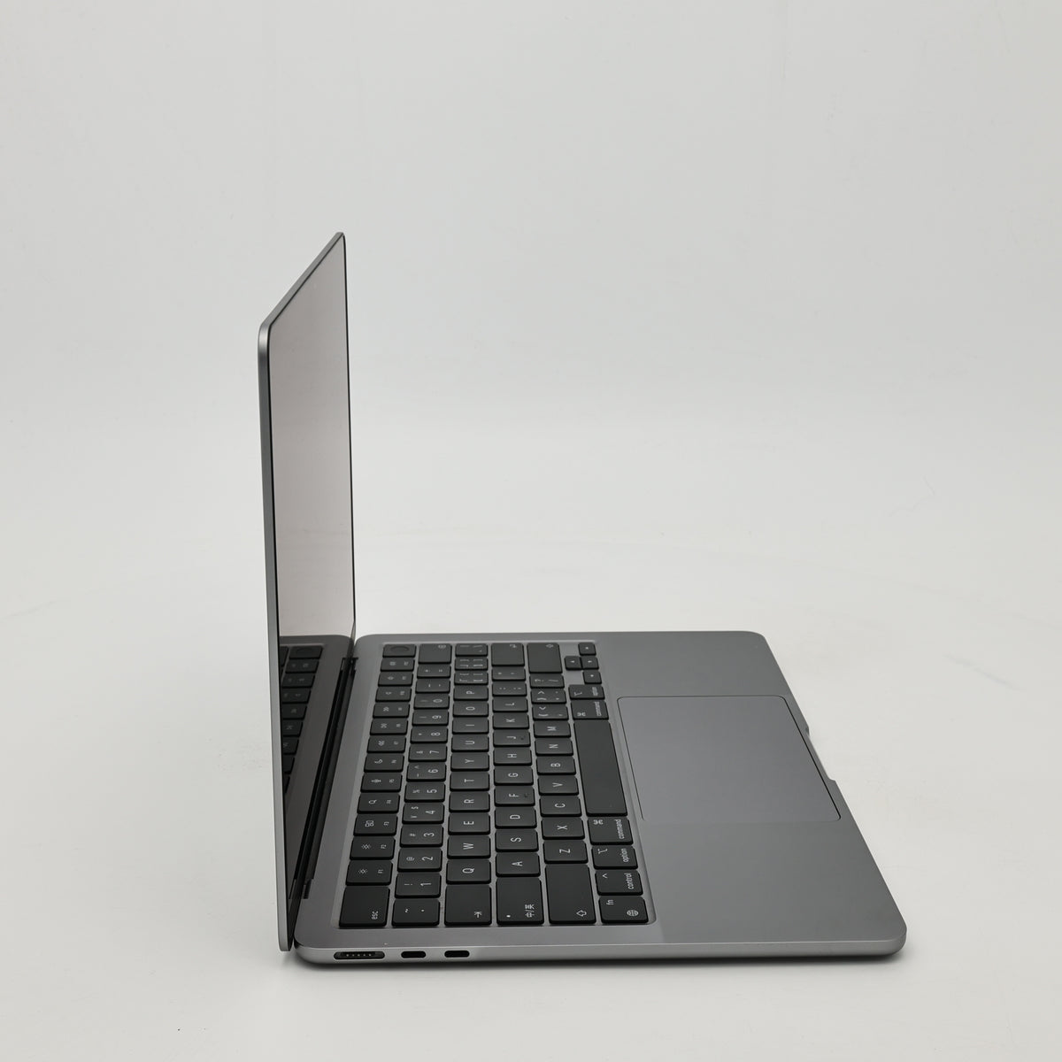 95新 Apple MacBook Air 22年 13寸 M2（8+8核） 8G RAM 256G SSD 深空灰色