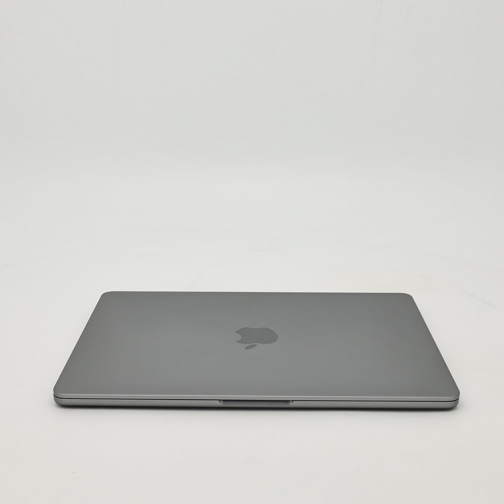 95新 Apple MacBook Air 22年 13寸 M2（8+8核） 8G RAM 256G SSD 深空灰色