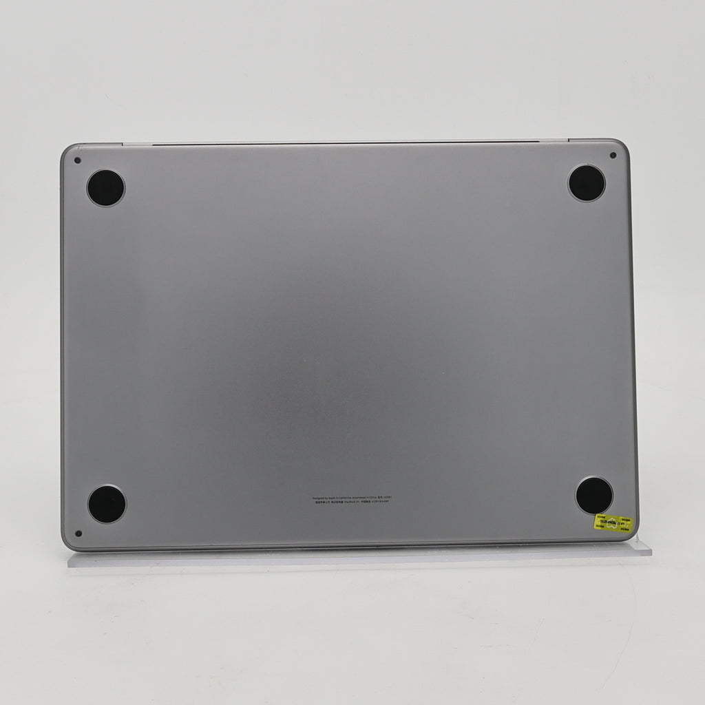 95新 Apple MacBook Air 22年 13寸 M2（8+8核） 8G RAM 256G SSD 深空灰色