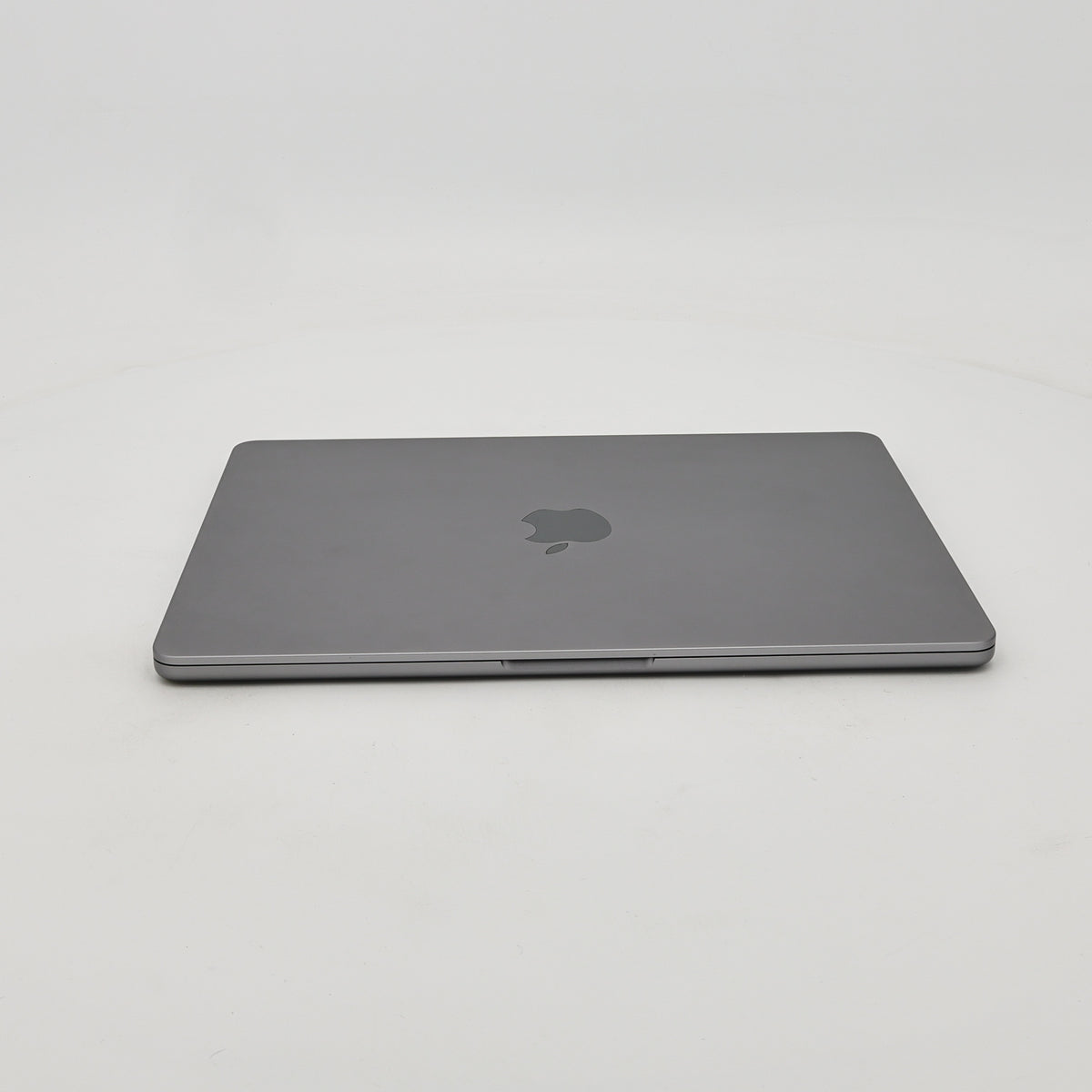 95新 Apple MacBook Air 22年 13寸 M2（8+8核） 8G RAM 256G SSD 深空灰色
