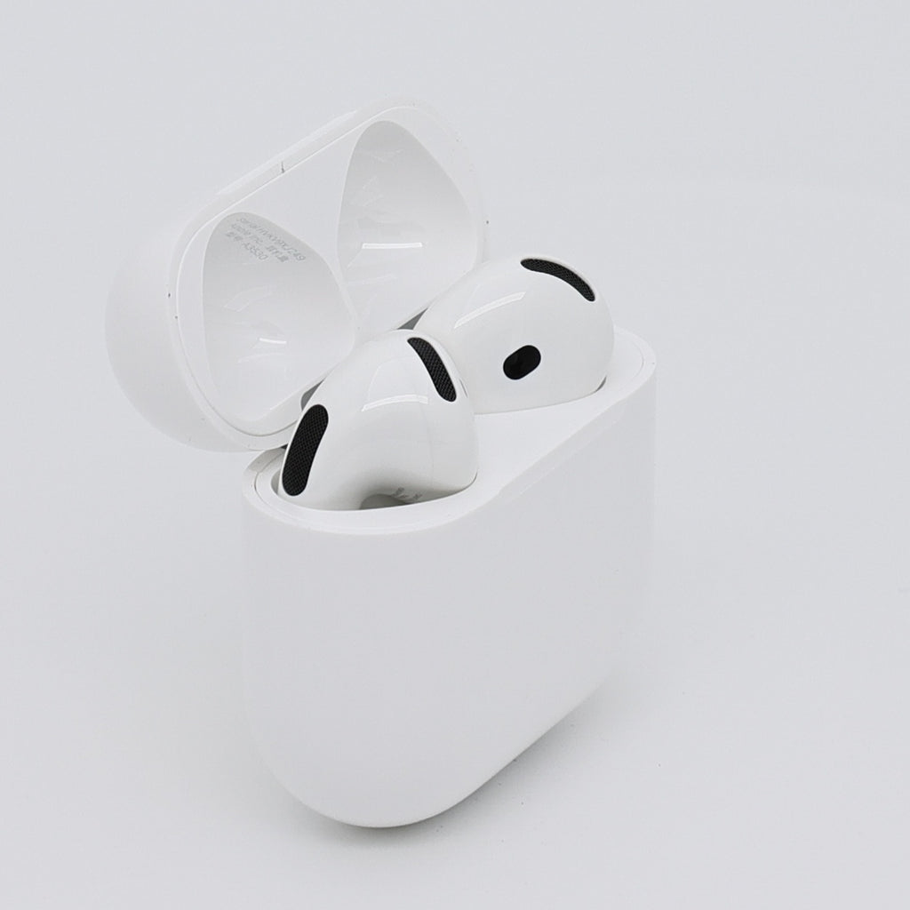 99新 Apple AirPods 5 白色