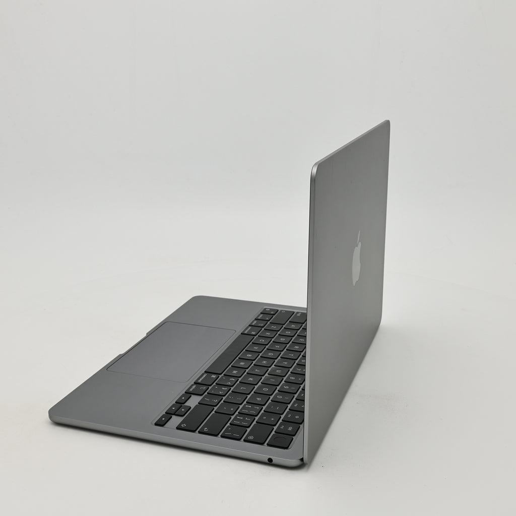 95新 Apple MacBook Air 22年 13寸 M2（8+8核） 8G RAM 256G SSD 深空灰色