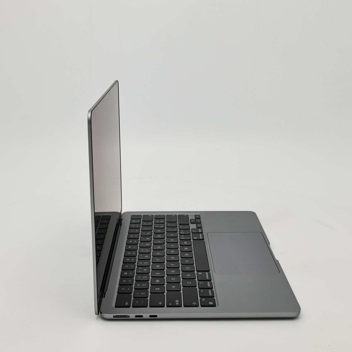 95新 Apple MacBook Air 22年 13寸 M2（8+8核） 8G RAM 256G SSD 深空灰色