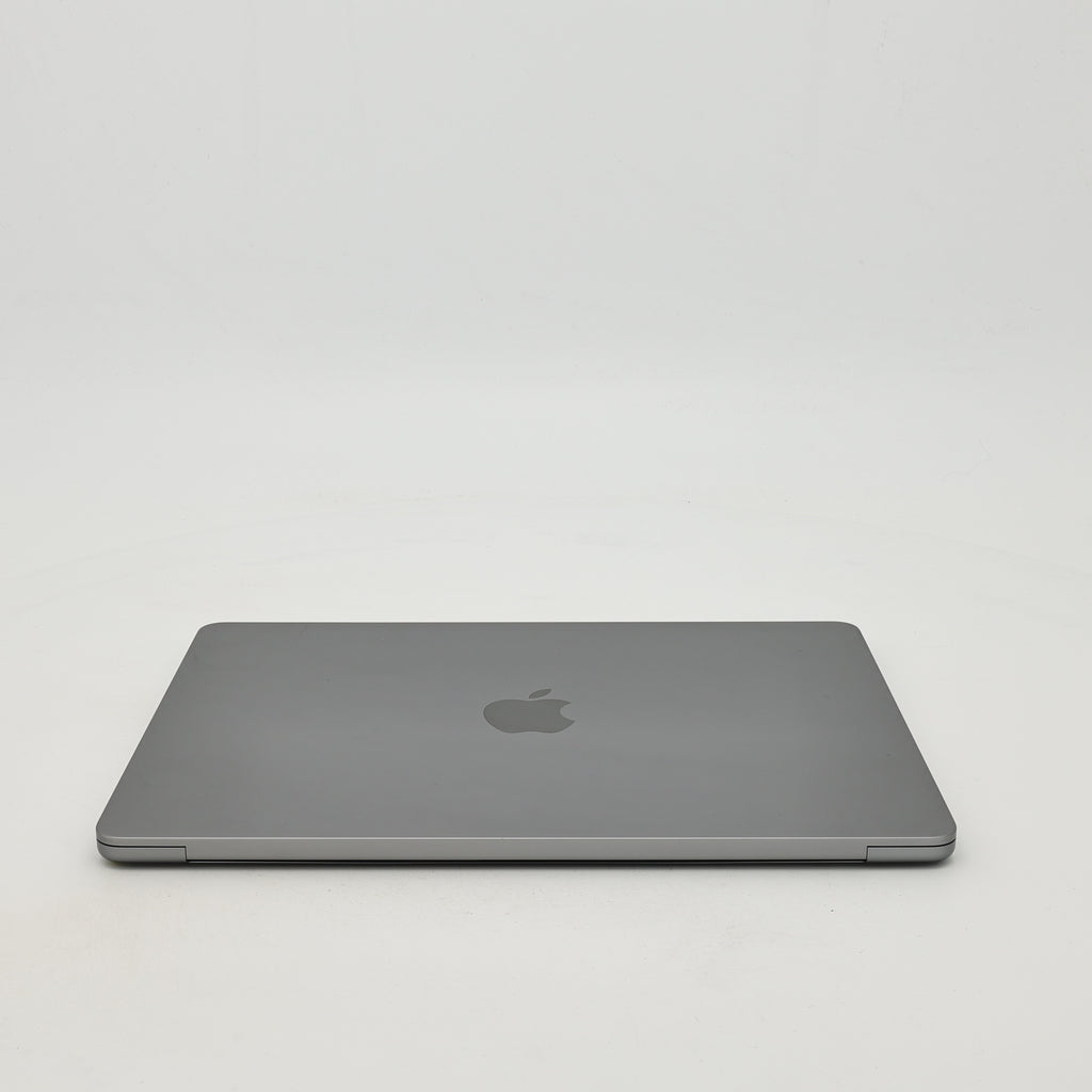 95新 Apple MacBook Air 22年 13寸 M2（8+8核） 8G RAM 256G SSD 深空灰色