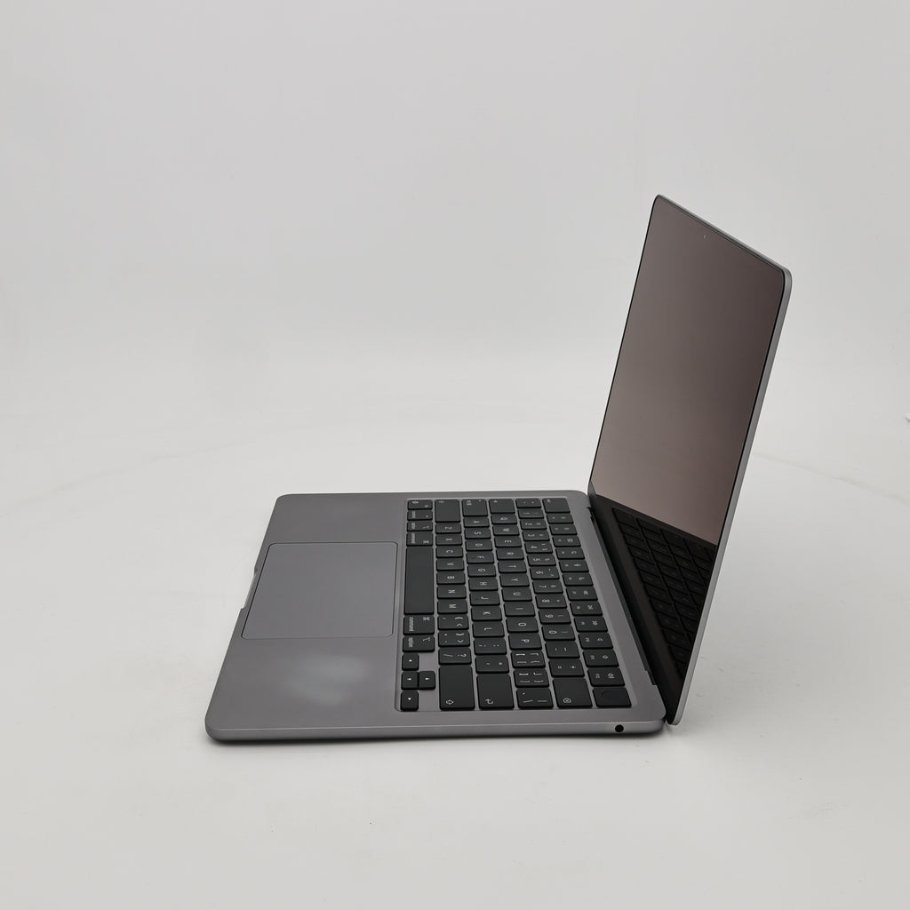 95新 Apple MacBook Air 22年 13寸 M2（8+10核） 8G RAM 512G SSD 深空灰色