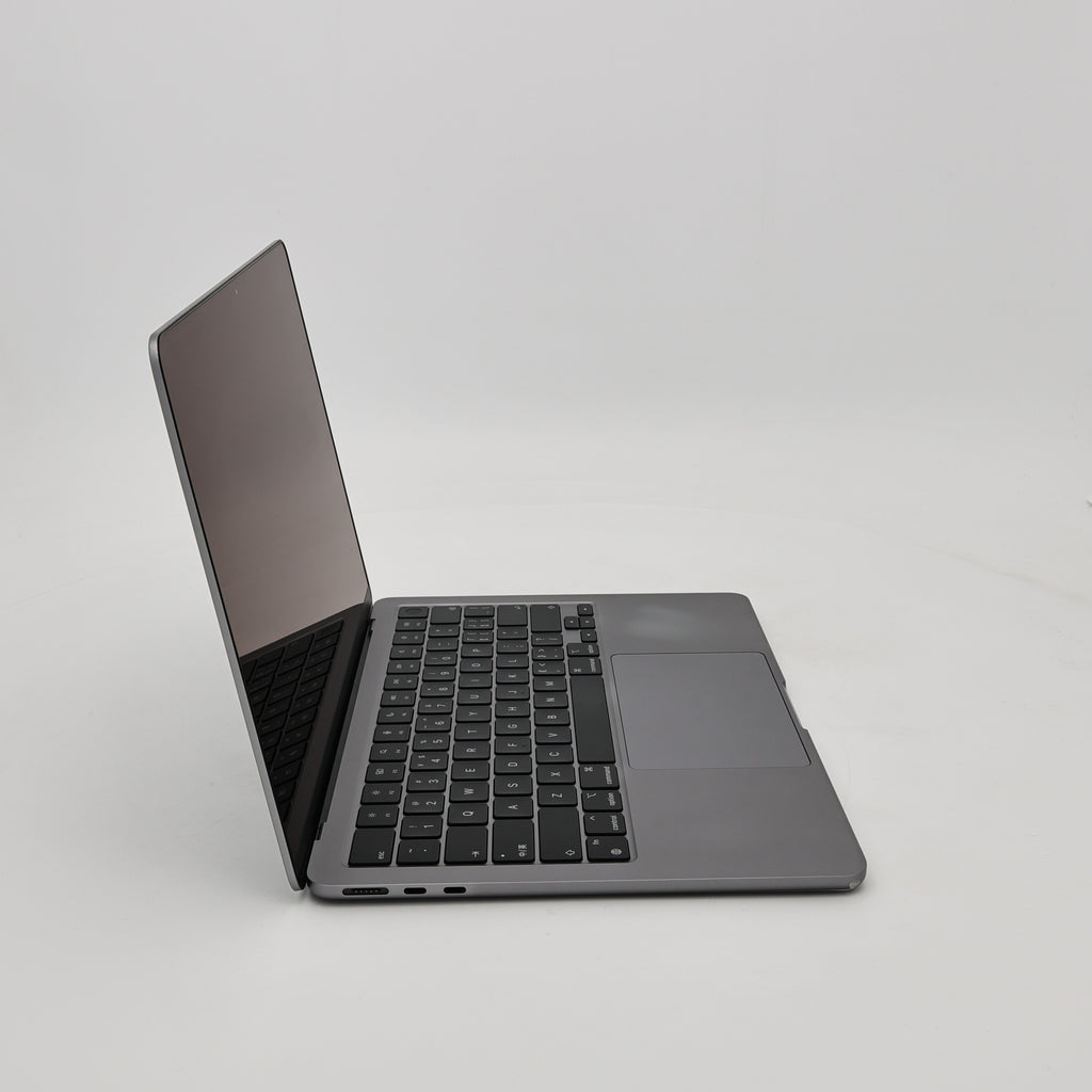 95新 Apple MacBook Air 22年 13寸 M2（8+10核） 8G RAM 512G SSD 深空灰色