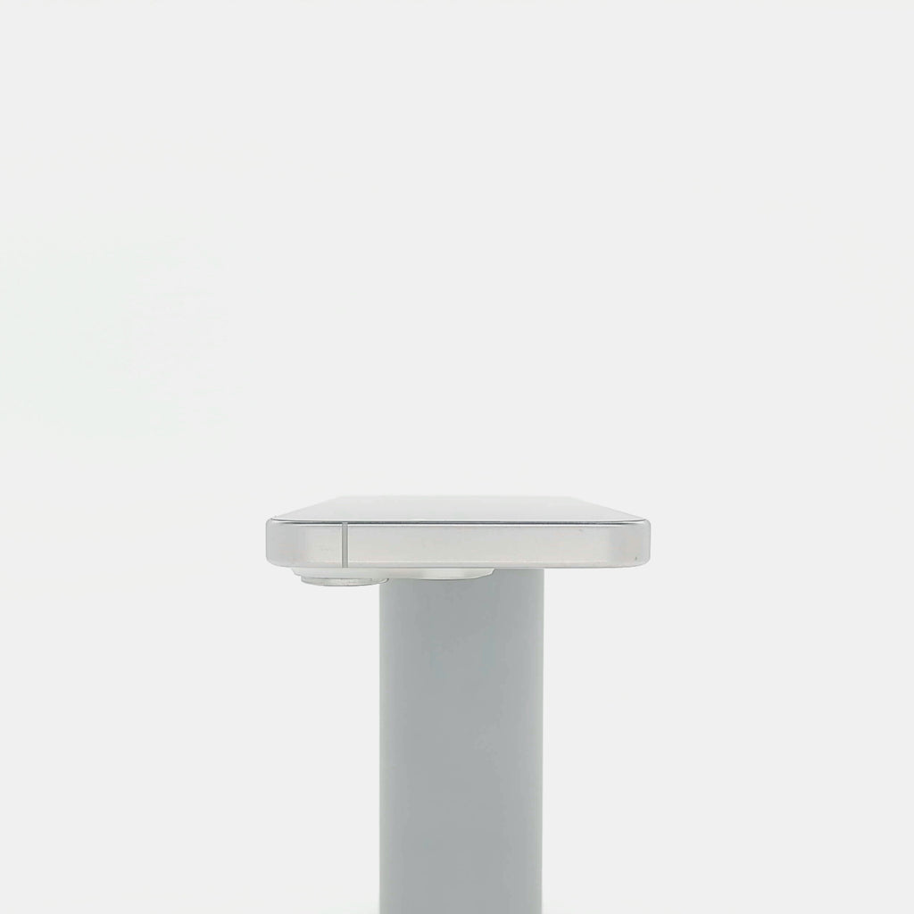95新 Apple iPhone 15 Pro 128G 白色鈦金屬 中國大陸版
