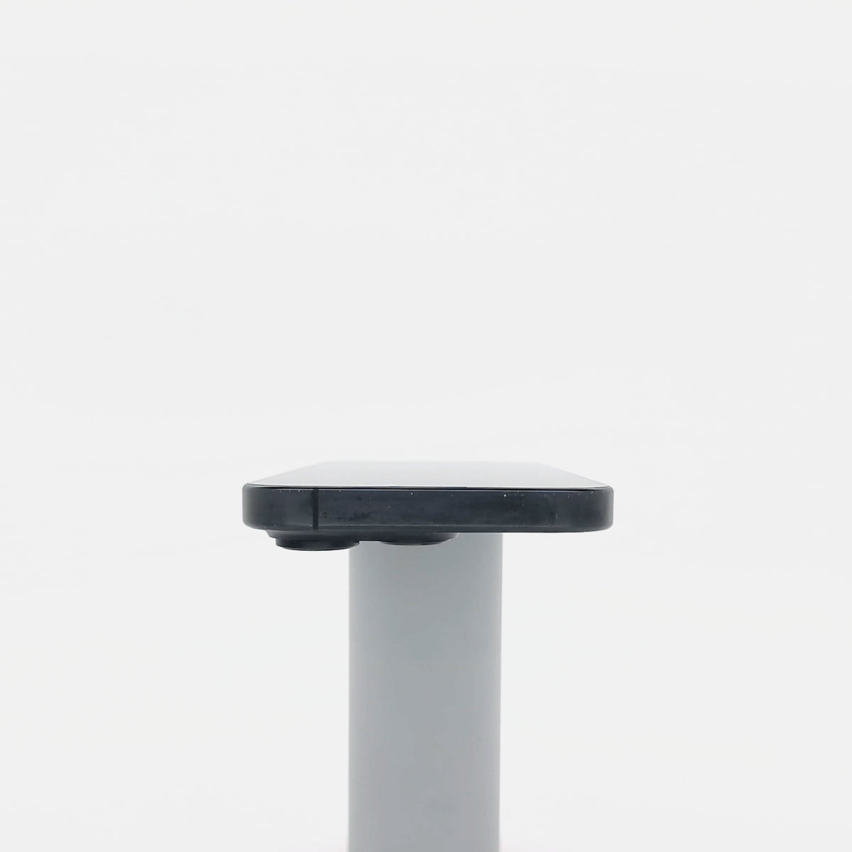 95新 Apple iPhone 16 Pro 128G 黑色鈦金屬 中國大陸版