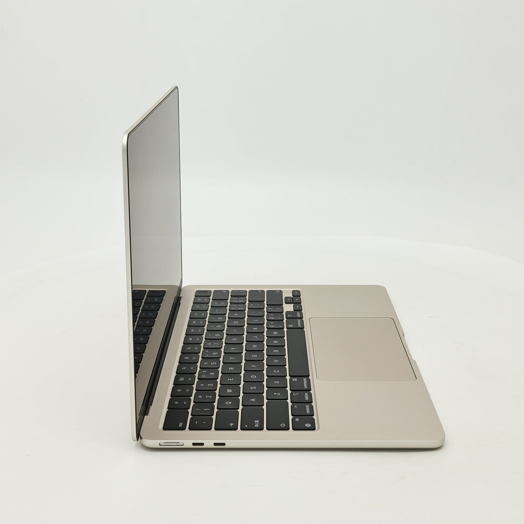 99新 Apple MacBook Air 22年 13寸 M2（8+8核） 8G RAM 256G SSD 星光色
